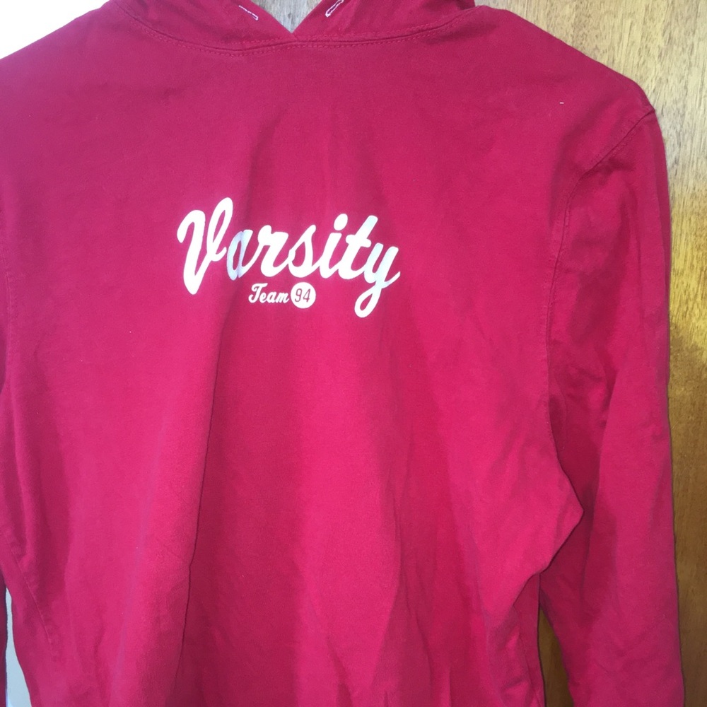 A light sweat shirt